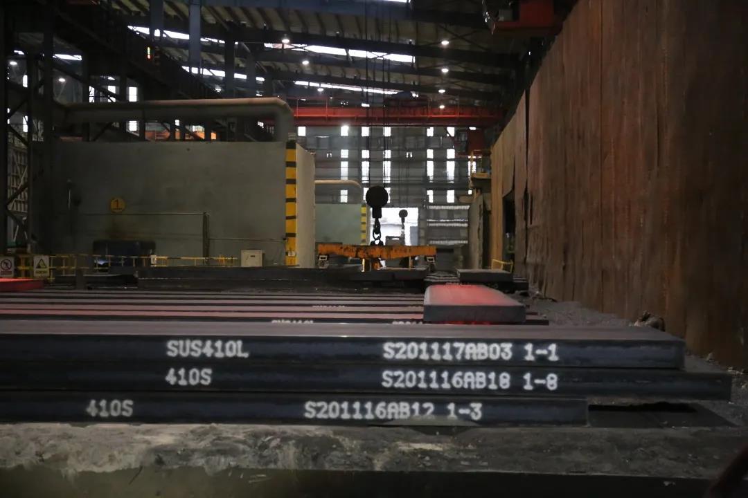 2020年11月18日为自动化点赞！实业股份“机械人”助力生产-欧宝